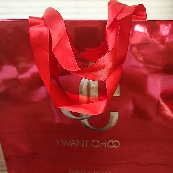 New Jimmy Choo I Want Choo Shiny Red Paper Gift Bag - Picture 6 of 6
